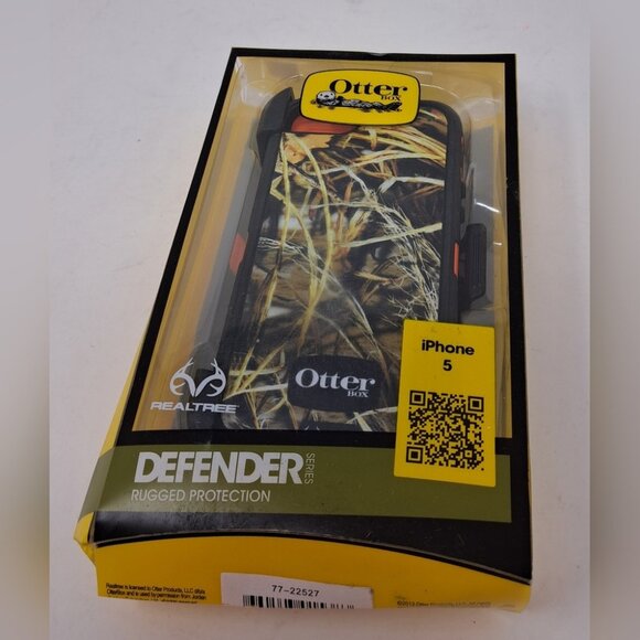 NIB Otter Box Defender Rugged Protection iPhone 5 Case Real Tree Camo Belt Clip - Picture 1 of 5